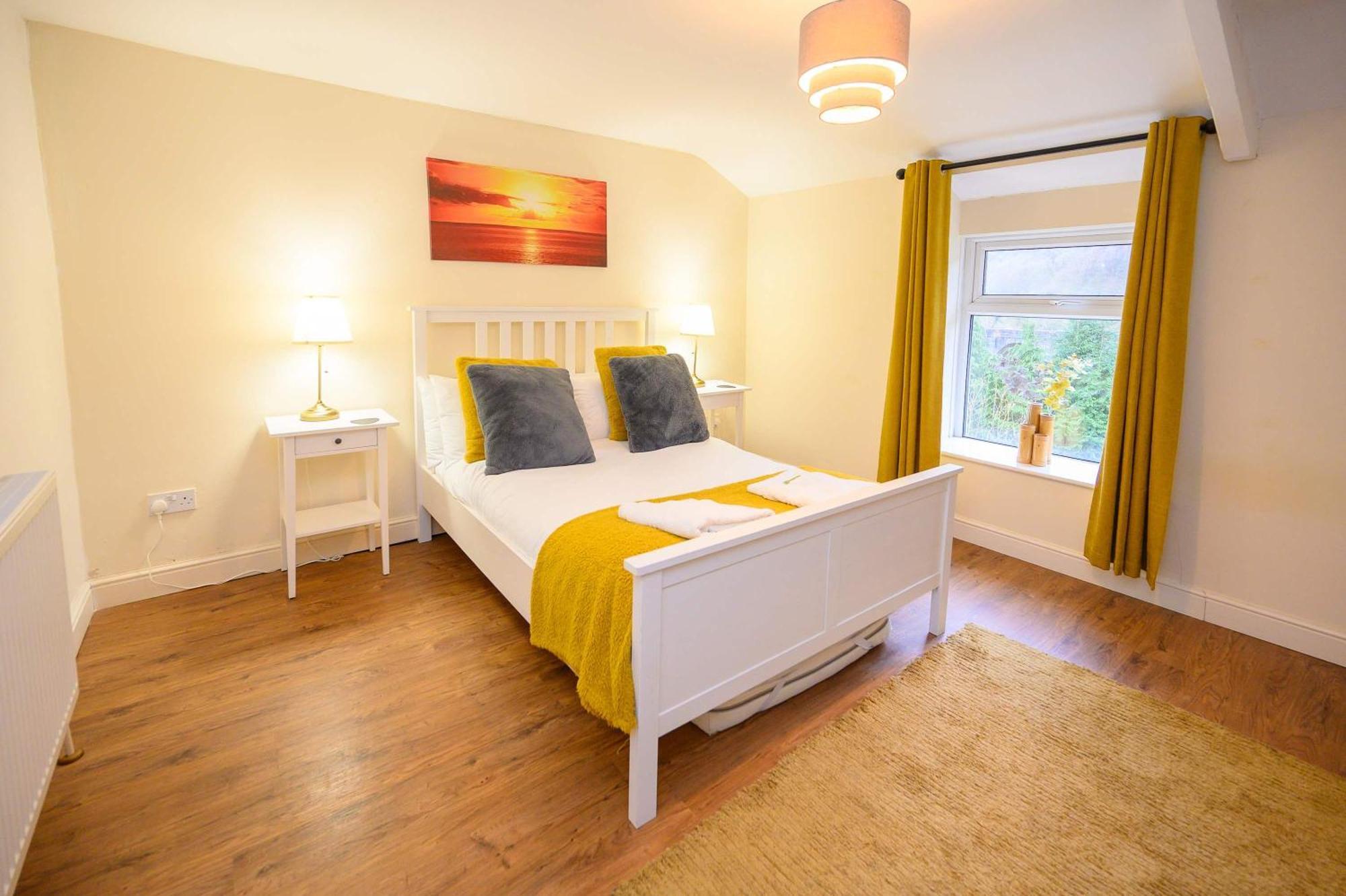 Llareggub Amazing House In Afan Forest With Breath-Taking Views By Staystaycations Port Talbot Ngoại thất bức ảnh